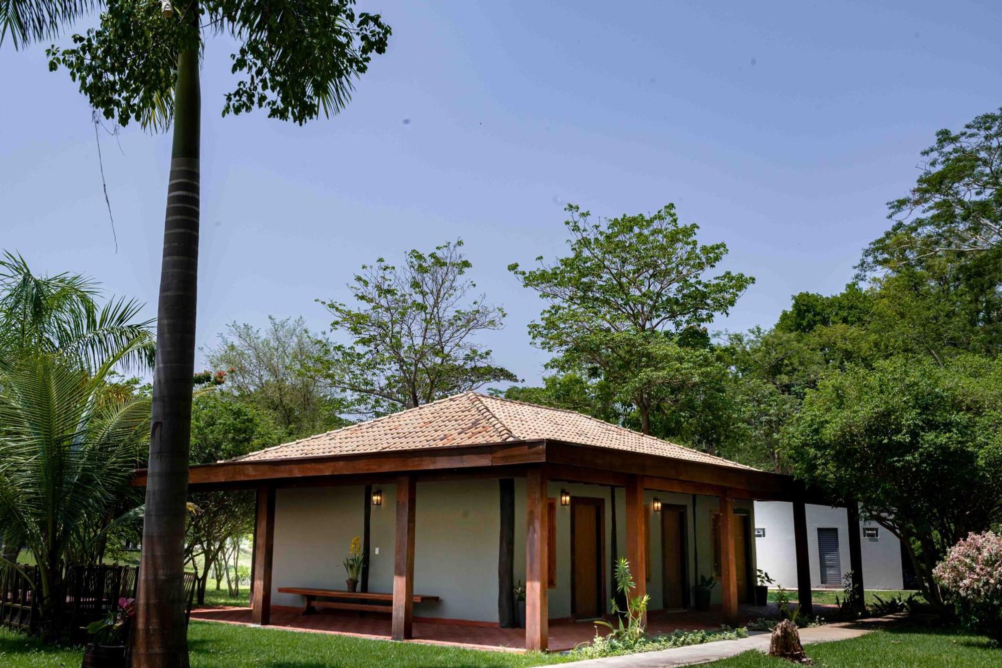 Spa Agua Milagrosa Cuiabá Exterior foto